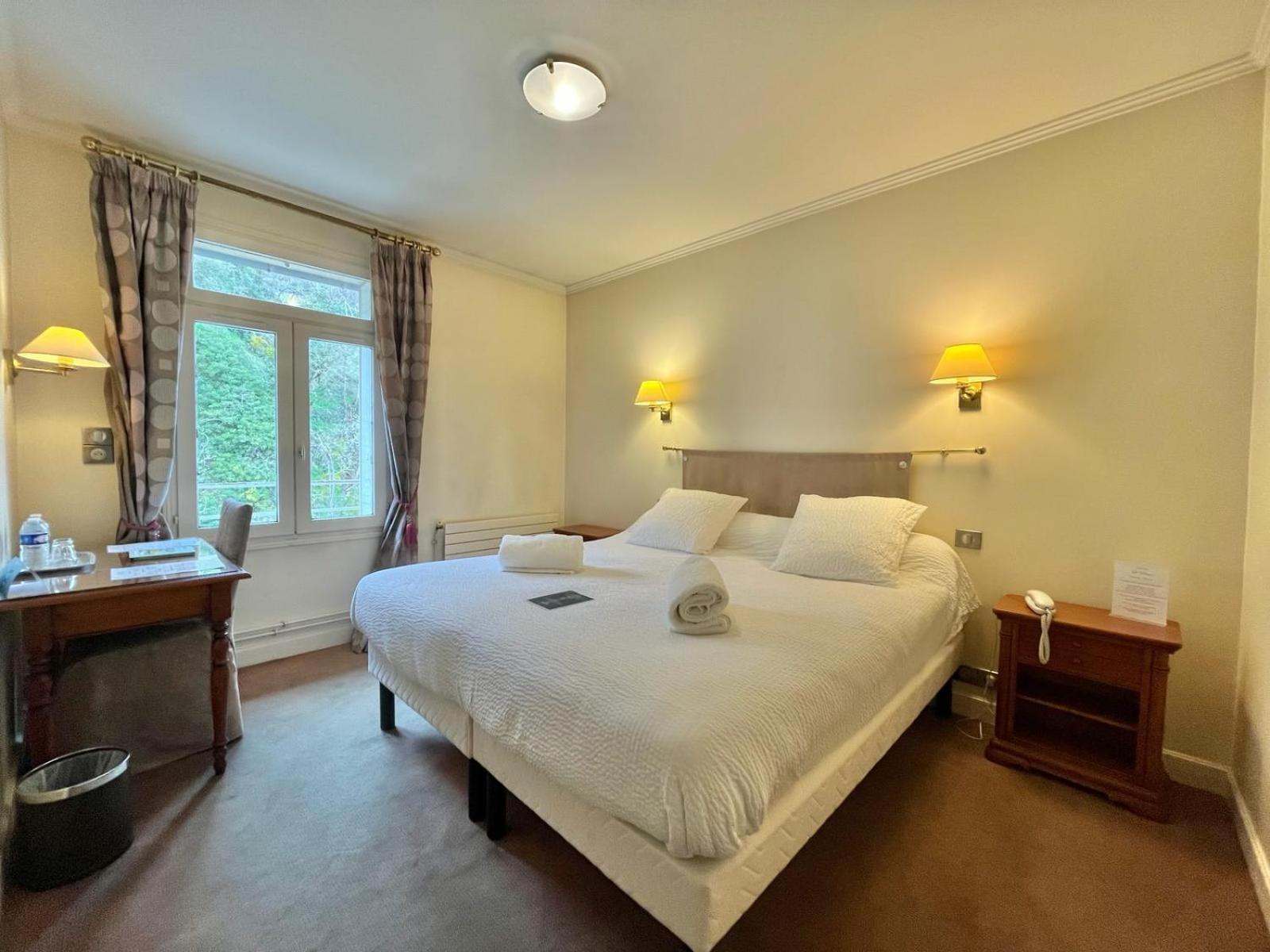 Logis Hotel Le Rivage Gien Exterior foto