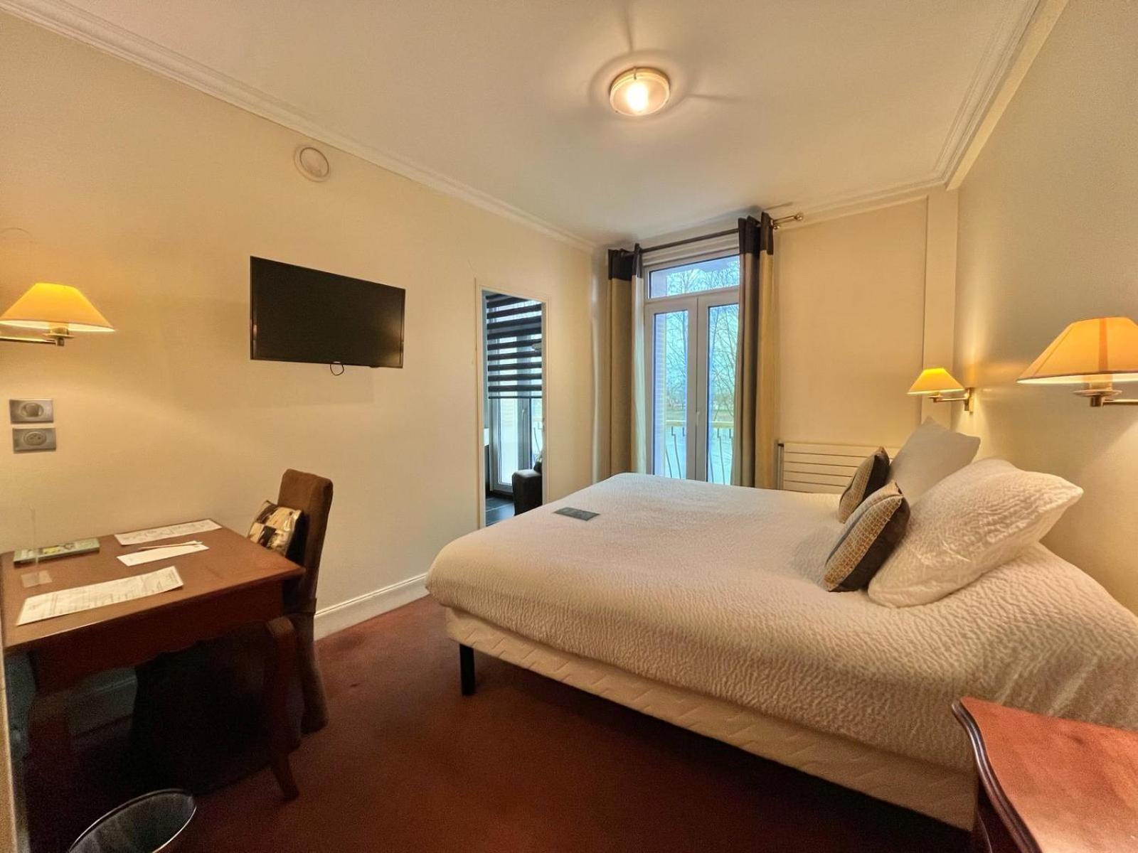 Logis Hotel Le Rivage Gien Exterior foto